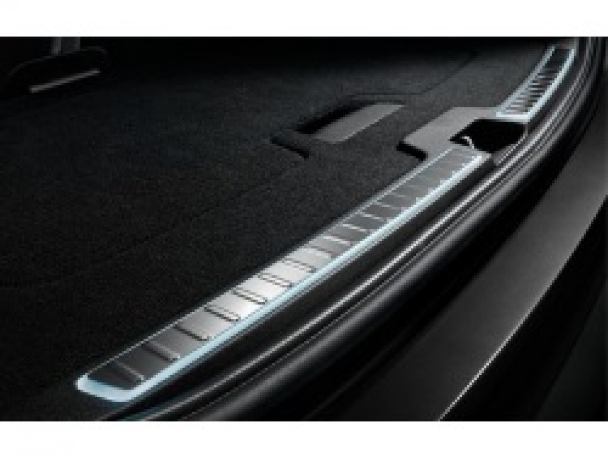 Volvo XC90 Tailgate Scuff Plate - Illuminated Charcoal - 31439261 ...