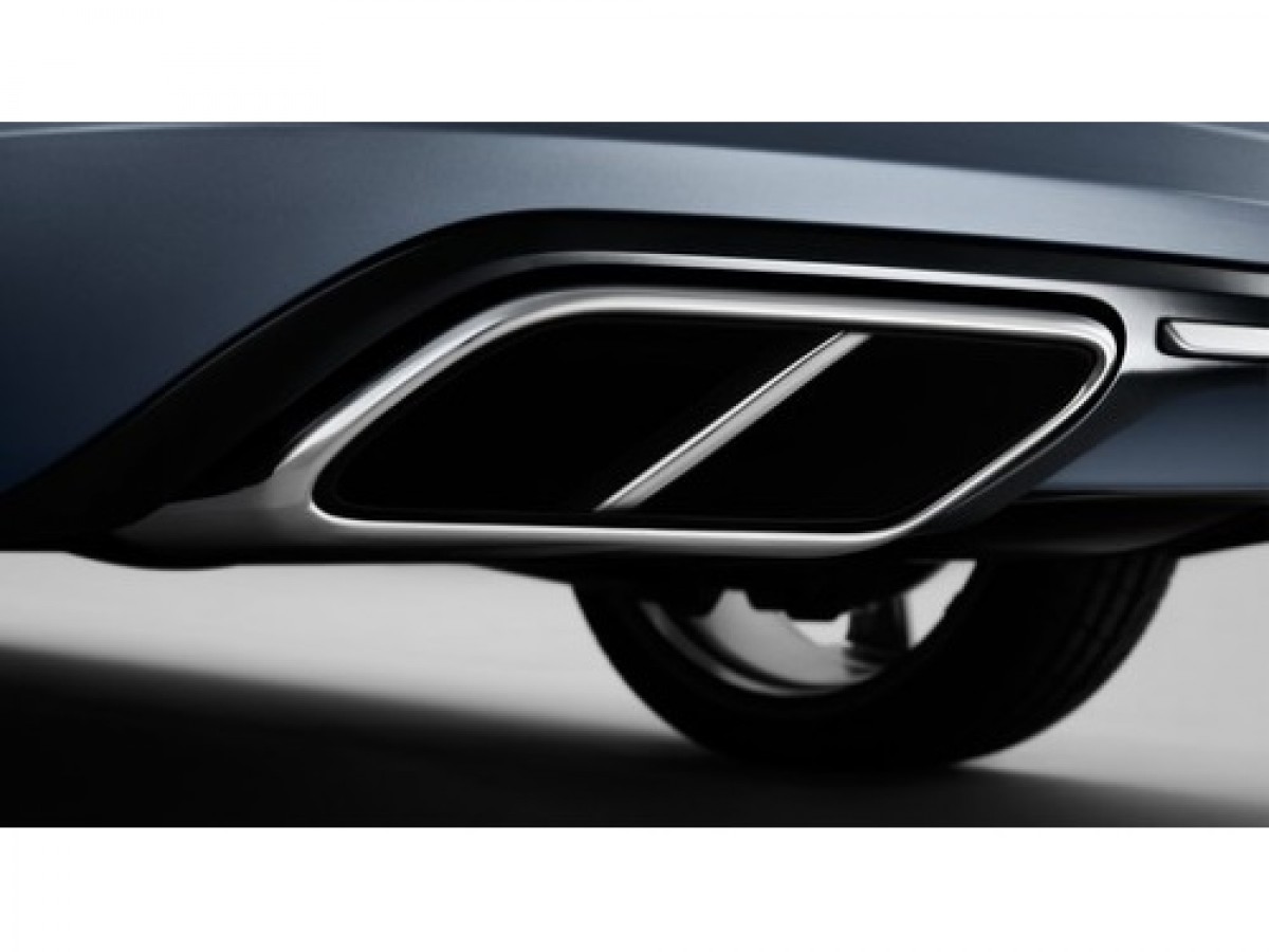 Volvo Dual Integrated Exhaust Tips with Diffuser - Magic Blue