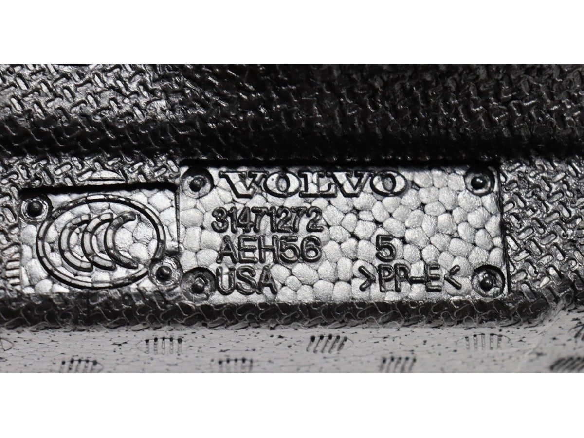 Genuine Volvo Foam Block For Underfloor Tempa Spare Tire Upper Jack And ...