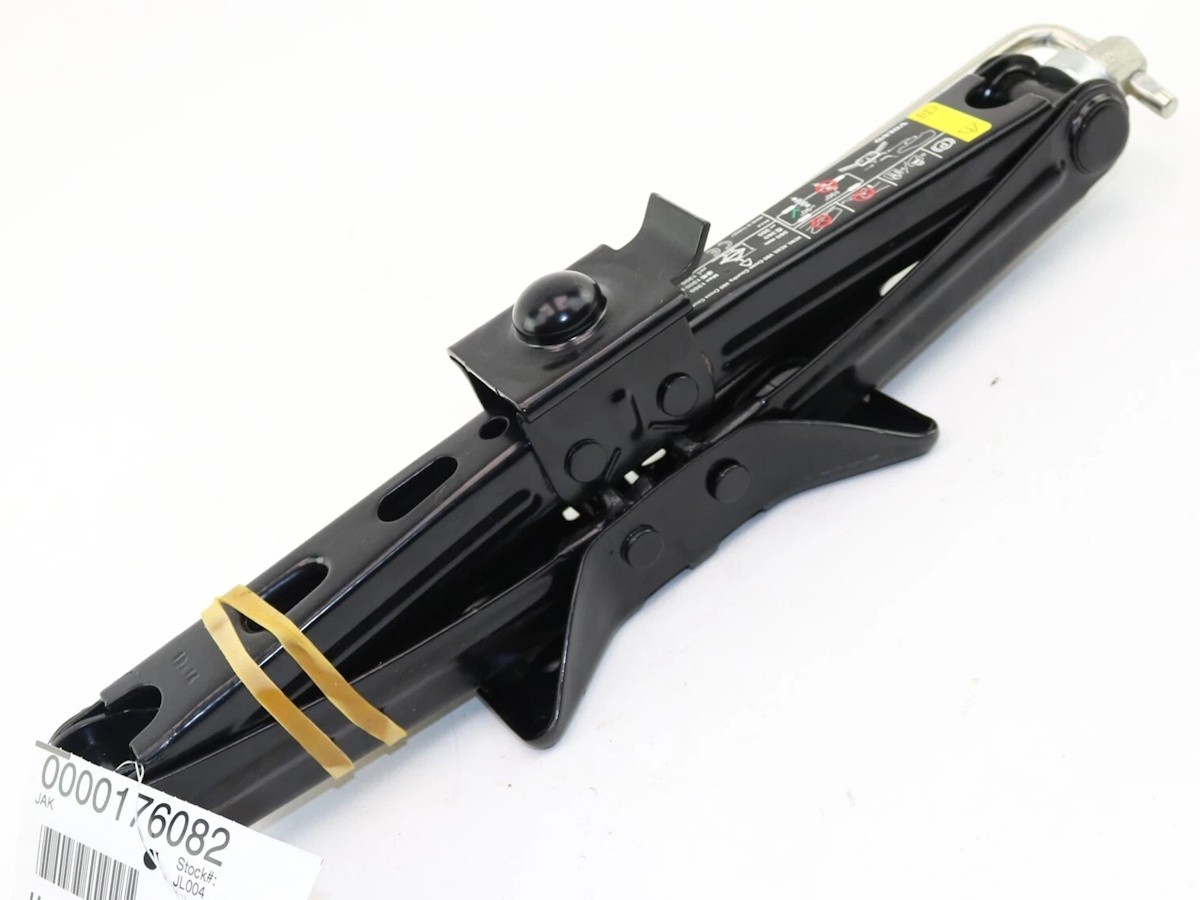 Genuine Volvo Jack Cross Country - 31682250 | Volvo Dealer Accessories