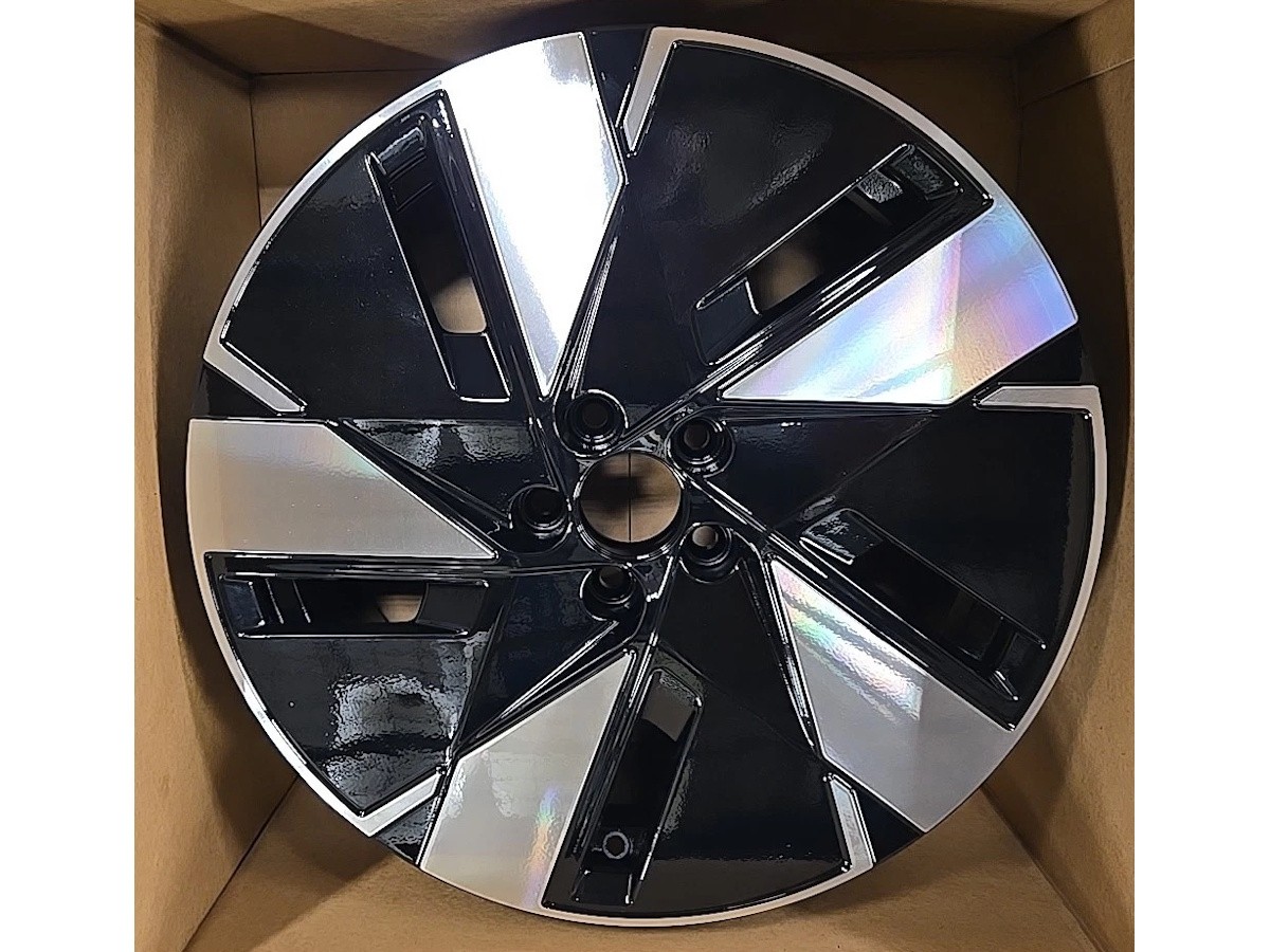 Genuine Volvo Wheel 19x7.5 Inch Front Aluminum 5-Spoke Black