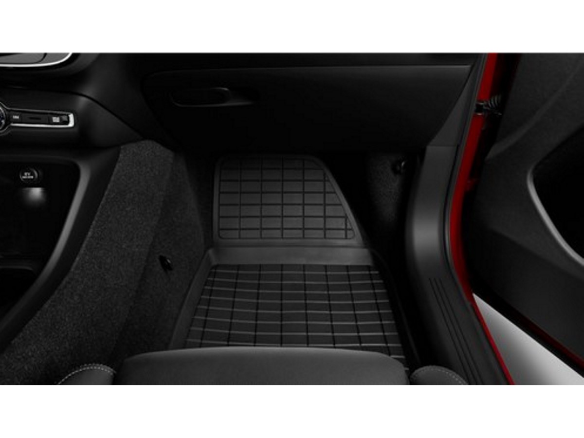 Genuine Volvo Shaped Plastic Floor Liners For Front And Rear 32357811 Volvo Dealer Accessories